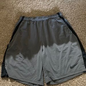 Nike large men’s athletic shorts